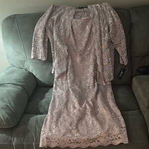 Elegant Women’s dress. Maybe/Dusty Rose. Size 16. New with tags.